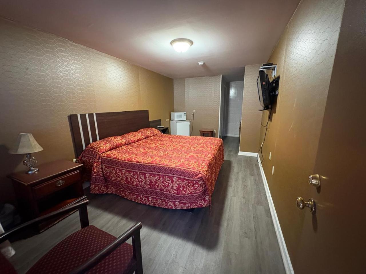 Dutch Motel By Oyo Near Hershey Park パルマイラ エクステリア 写真