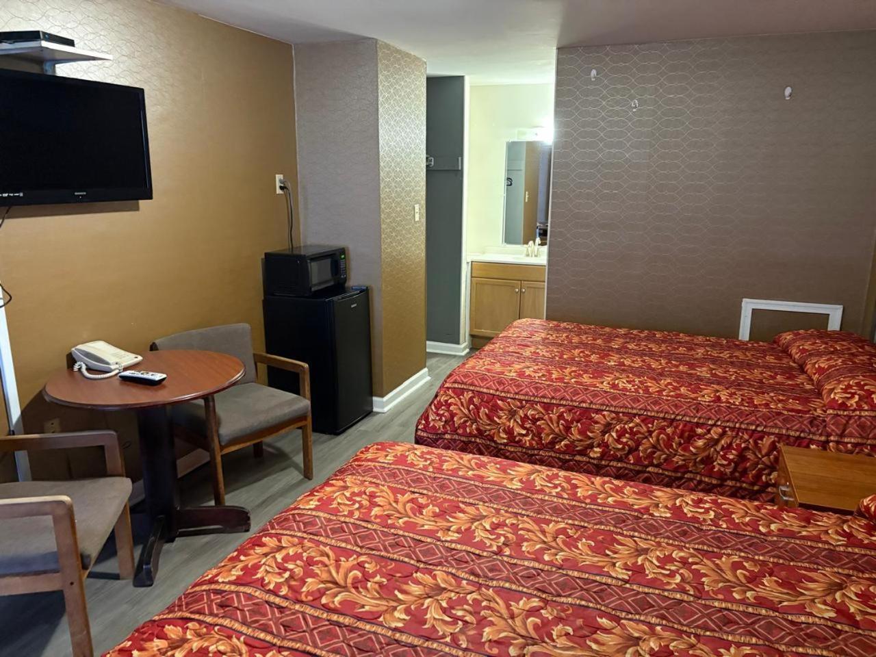 Dutch Motel By Oyo Near Hershey Park パルマイラ エクステリア 写真