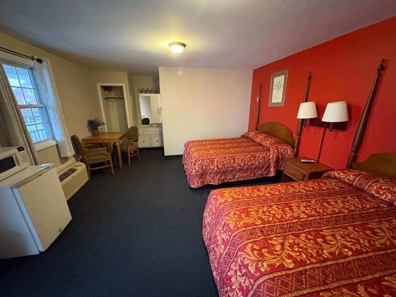 Dutch Motel By Oyo Near Hershey Park パルマイラ エクステリア 写真